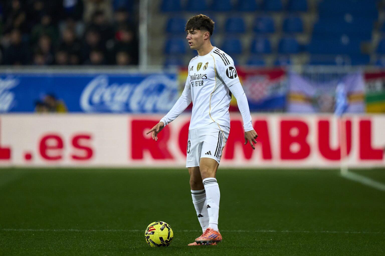 爱游戏登录入口-TA：阿森纳关注19岁的巴尔德佩尼亚斯与17岁的贝利尼奥